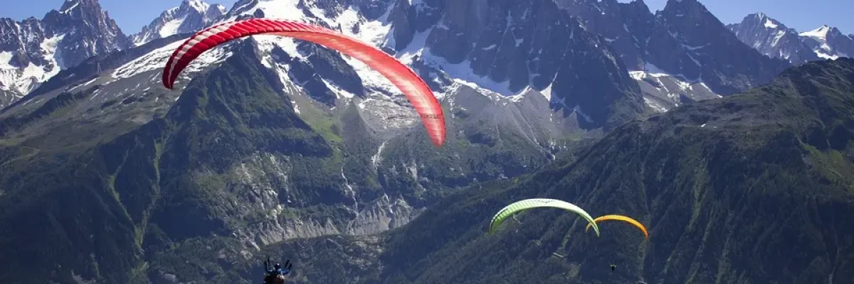 6117ko7pkwxy69mw2jqdwhzmcwy5_paragliding-1526139_960_720_11zon